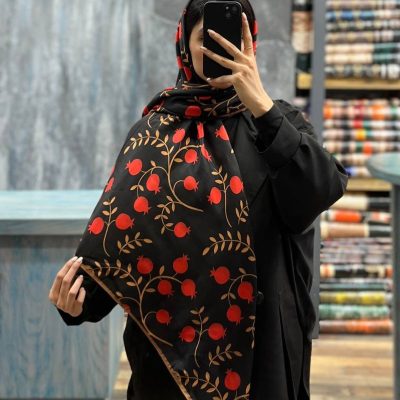 روسری یلدایی انار ریز
